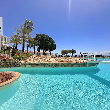 San Francisco Deluxe 102 By Casasol Daire *